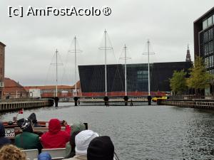 [P76] Copenhaga văzută de pe vas, design danez, Biblioteca Regală Aripa Nouă și Lille Langebro - Podul Mic și Lung... » foto by mprofeanu
 - 
<span class="allrVoted glyphicon glyphicon-heart hidden" id="av1506289"></span>
<a class="m-l-10 hidden" id="sv1506289" onclick="voting_Foto_DelVot(,1506289,3497)" role="button">șterge vot <span class="glyphicon glyphicon-remove"></span></a>
<a id="v91506289" class=" c-red"  onclick="voting_Foto_SetVot(1506289)" role="button"><span class="glyphicon glyphicon-heart-empty"></span> <b>LIKE</b> = Votează poza</a> <img class="hidden"  id="f1506289W9" src="/imagini/loader.gif" border="0" /><span class="AjErrMes hidden" id="e1506289ErM"></span>