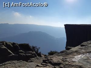 [P08] Stânca Amvonului sau Pulpit Rock.  » foto by alinaro
 - 
<span class="allrVoted glyphicon glyphicon-heart hidden" id="av1034643"></span>
<a class="m-l-10 hidden" id="sv1034643" onclick="voting_Foto_DelVot(,1034643,3499)" role="button">șterge vot <span class="glyphicon glyphicon-remove"></span></a>
<a id="v91034643" class=" c-red"  onclick="voting_Foto_SetVot(1034643)" role="button"><span class="glyphicon glyphicon-heart-empty"></span> <b>LIKE</b> = Votează poza</a> <img class="hidden"  id="f1034643W9" src="/imagini/loader.gif" border="0" /><span class="AjErrMes hidden" id="e1034643ErM"></span>