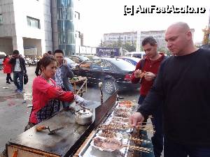 [P08] „Gastronomia chineză...” / Studiez tentaculele de sepie..., langa ele se afla corpul acestora!  » foto by Marian Preda
 - 
<span class="allrVoted glyphicon glyphicon-heart hidden" id="av388767"></span>
<a class="m-l-10 hidden" id="sv388767" onclick="voting_Foto_DelVot(,388767,3501)" role="button">șterge vot <span class="glyphicon glyphicon-remove"></span></a>
<a id="v9388767" class=" c-red"  onclick="voting_Foto_SetVot(388767)" role="button"><span class="glyphicon glyphicon-heart-empty"></span> <b>LIKE</b> = Votează poza</a> <img class="hidden"  id="f388767W9" src="/imagini/loader.gif" border="0" /><span class="AjErrMes hidden" id="e388767ErM"></span>