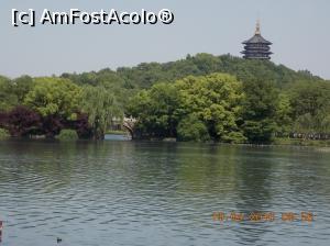 [P46] Hangzhou, Lacul de Vest, Pagoda Leifeng » foto by mprofeanu
 - 
<span class="allrVoted glyphicon glyphicon-heart hidden" id="av736657"></span>
<a class="m-l-10 hidden" id="sv736657" onclick="voting_Foto_DelVot(,736657,3501)" role="button">șterge vot <span class="glyphicon glyphicon-remove"></span></a>
<a id="v9736657" class=" c-red"  onclick="voting_Foto_SetVot(736657)" role="button"><span class="glyphicon glyphicon-heart-empty"></span> <b>LIKE</b> = Votează poza</a> <img class="hidden"  id="f736657W9" src="/imagini/loader.gif" border="0" /><span class="AjErrMes hidden" id="e736657ErM"></span>