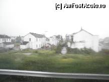 [P01] locuinte ale fermierilor din zona Hangzhou » foto by grecudoina
 - 
<span class="allrVoted glyphicon glyphicon-heart hidden" id="av309379"></span>
<a class="m-l-10 hidden" id="sv309379" onclick="voting_Foto_DelVot(,309379,3501)" role="button">șterge vot <span class="glyphicon glyphicon-remove"></span></a>
<a id="v9309379" class=" c-red"  onclick="voting_Foto_SetVot(309379)" role="button"><span class="glyphicon glyphicon-heart-empty"></span> <b>LIKE</b> = Votează poza</a> <img class="hidden"  id="f309379W9" src="/imagini/loader.gif" border="0" /><span class="AjErrMes hidden" id="e309379ErM"></span>