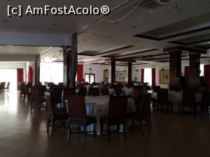 [P07] Restaurantul cam întunecos » foto by crismis
 - 
<span class="allrVoted glyphicon glyphicon-heart hidden" id="av1134452"></span>
<a class="m-l-10 hidden" id="sv1134452" onclick="voting_Foto_DelVot(,1134452,3506)" role="button">șterge vot <span class="glyphicon glyphicon-remove"></span></a>
<a id="v91134452" class=" c-red"  onclick="voting_Foto_SetVot(1134452)" role="button"><span class="glyphicon glyphicon-heart-empty"></span> <b>LIKE</b> = Votează poza</a> <img class="hidden"  id="f1134452W9" src="/imagini/loader.gif" border="0" /><span class="AjErrMes hidden" id="e1134452ErM"></span>