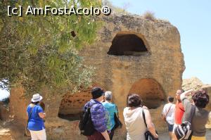 [P08] Agrigento, Valea templelor. Mirate lume:morminte creştine săpate în ziduri de incintă păgâne.  » foto by bmpetre
 - 
<span class="allrVoted glyphicon glyphicon-heart hidden" id="av868457"></span>
<a class="m-l-10 hidden" id="sv868457" onclick="voting_Foto_DelVot(,868457,3509)" role="button">șterge vot <span class="glyphicon glyphicon-remove"></span></a>
<a id="v9868457" class=" c-red"  onclick="voting_Foto_SetVot(868457)" role="button"><span class="glyphicon glyphicon-heart-empty"></span> <b>LIKE</b> = Votează poza</a> <img class="hidden"  id="f868457W9" src="/imagini/loader.gif" border="0" /><span class="AjErrMes hidden" id="e868457ErM"></span>