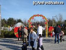 [P02] De Paste la intrarea in parc » foto by ionescunic
 - 
<span class="allrVoted glyphicon glyphicon-heart hidden" id="av65109"></span>
<a class="m-l-10 hidden" id="sv65109" onclick="voting_Foto_DelVot(,65109,3511)" role="button">șterge vot <span class="glyphicon glyphicon-remove"></span></a>
<a id="v965109" class=" c-red"  onclick="voting_Foto_SetVot(65109)" role="button"><span class="glyphicon glyphicon-heart-empty"></span> <b>LIKE</b> = Votează poza</a> <img class="hidden"  id="f65109W9" src="/imagini/loader.gif" border="0" /><span class="AjErrMes hidden" id="e65109ErM"></span>
