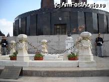 [P14] Monumentul Ostasului Necunoscut » foto by laurentiucapac
 - 
<span class="allrVoted glyphicon glyphicon-heart hidden" id="av65868"></span>
<a class="m-l-10 hidden" id="sv65868" onclick="voting_Foto_DelVot(,65868,3511)" role="button">șterge vot <span class="glyphicon glyphicon-remove"></span></a>
<a id="v965868" class=" c-red"  onclick="voting_Foto_SetVot(65868)" role="button"><span class="glyphicon glyphicon-heart-empty"></span> <b>LIKE</b> = Votează poza</a> <img class="hidden"  id="f65868W9" src="/imagini/loader.gif" border="0" /><span class="AjErrMes hidden" id="e65868ErM"></span>