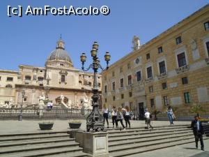 [P07] Piazza Pretoria, unul din obiectivele cele mai vizitate din Palermo.  » foto by Carmen Ion
 - 
<span class="allrVoted glyphicon glyphicon-heart hidden" id="av1081933"></span>
<a class="m-l-10 hidden" id="sv1081933" onclick="voting_Foto_DelVot(,1081933,3527)" role="button">șterge vot <span class="glyphicon glyphicon-remove"></span></a>
<a id="v91081933" class=" c-red"  onclick="voting_Foto_SetVot(1081933)" role="button"><span class="glyphicon glyphicon-heart-empty"></span> <b>LIKE</b> = Votează poza</a> <img class="hidden"  id="f1081933W9" src="/imagini/loader.gif" border="0" /><span class="AjErrMes hidden" id="e1081933ErM"></span>