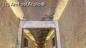 [P41] Mormântul Ramses IX (KV6) – coridorul de trecere cu mai multe porți; tavanul decorat cu stele » foto by k-lator
 - 
<span class="allrVoted glyphicon glyphicon-heart hidden" id="av1227477"></span>
<a class="m-l-10 hidden" id="sv1227477" onclick="voting_Foto_DelVot(,1227477,3529)" role="button">șterge vot <span class="glyphicon glyphicon-remove"></span></a>
<a id="v91227477" class=" c-red"  onclick="voting_Foto_SetVot(1227477)" role="button"><span class="glyphicon glyphicon-heart-empty"></span> <b>LIKE</b> = Votează poza</a> <img class="hidden"  id="f1227477W9" src="/imagini/loader.gif" border="0" /><span class="AjErrMes hidden" id="e1227477ErM"></span>