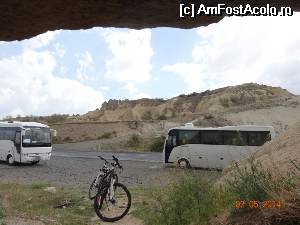 [P128] Mountain bike prin Goreme. La intrarea in Love Valley ne-a apucat ploaia si ne-am adapostit intr-o caverna. Love valley ne-a trebuit!?  » foto by nickro
 - 
<span class="allrVoted glyphicon glyphicon-heart hidden" id="av509797"></span>
<a class="m-l-10 hidden" id="sv509797" onclick="voting_Foto_DelVot(,509797,3573)" role="button">șterge vot <span class="glyphicon glyphicon-remove"></span></a>
<a id="v9509797" class=" c-red"  onclick="voting_Foto_SetVot(509797)" role="button"><span class="glyphicon glyphicon-heart-empty"></span> <b>LIKE</b> = Votează poza</a> <img class="hidden"  id="f509797W9" src="/imagini/loader.gif" border="0" /><span class="AjErrMes hidden" id="e509797ErM"></span>