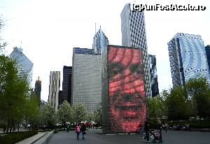 [P10] Crown Fountain. Desi era mai, apa nu curgea » foto by MCM
 - 
<span class="allrVoted glyphicon glyphicon-heart hidden" id="av390166"></span>
<a class="m-l-10 hidden" id="sv390166" onclick="voting_Foto_DelVot(,390166,3589)" role="button">șterge vot <span class="glyphicon glyphicon-remove"></span></a>
<a id="v9390166" class=" c-red"  onclick="voting_Foto_SetVot(390166)" role="button"><span class="glyphicon glyphicon-heart-empty"></span> <b>LIKE</b> = Votează poza</a> <img class="hidden"  id="f390166W9" src="/imagini/loader.gif" border="0" /><span class="AjErrMes hidden" id="e390166ErM"></span>