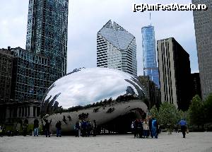 [P05] Millennium Park - Cloud Gate. Va dati seama ce frumos s-ar fi vazut daca era soare? Dar nu ma plang! » foto by MCM
 - 
<span class="allrVoted glyphicon glyphicon-heart hidden" id="av390161"></span>
<a class="m-l-10 hidden" id="sv390161" onclick="voting_Foto_DelVot(,390161,3589)" role="button">șterge vot <span class="glyphicon glyphicon-remove"></span></a>
<a id="v9390161" class=" c-red"  onclick="voting_Foto_SetVot(390161)" role="button"><span class="glyphicon glyphicon-heart-empty"></span> <b>LIKE</b> = Votează poza</a> <img class="hidden"  id="f390161W9" src="/imagini/loader.gif" border="0" /><span class="AjErrMes hidden" id="e390161ErM"></span>