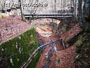 [P30] Băile Olănești; pe aleea izvoarelor » foto by crismis
 - 
<span class="allrVoted glyphicon glyphicon-heart hidden" id="av1277815"></span>
<a class="m-l-10 hidden" id="sv1277815" onclick="voting_Foto_DelVot(,1277815,3601)" role="button">șterge vot <span class="glyphicon glyphicon-remove"></span></a>
<a id="v91277815" class=" c-red"  onclick="voting_Foto_SetVot(1277815)" role="button"><span class="glyphicon glyphicon-heart-empty"></span> <b>LIKE</b> = Votează poza</a> <img class="hidden"  id="f1277815W9" src="/imagini/loader.gif" border="0" /><span class="AjErrMes hidden" id="e1277815ErM"></span>