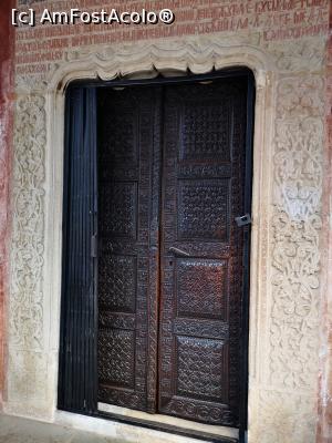 [P83] M&acirc;năstirea Dintr-un Lemn; biserica de piatră » foto by crismis
 - 
<span class="allrVoted glyphicon glyphicon-heart hidden" id="av1277868"></span>
<a class="m-l-10 hidden" id="sv1277868" onclick="voting_Foto_DelVot(,1277868,3601)" role="button">șterge vot <span class="glyphicon glyphicon-remove"></span></a>
<a id="v91277868" class=" c-red"  onclick="voting_Foto_SetVot(1277868)" role="button"><span class="glyphicon glyphicon-heart-empty"></span> <b>LIKE</b> = Votează poza</a> <img class="hidden"  id="f1277868W9" src="/imagini/loader.gif" border="0" /><span class="AjErrMes hidden" id="e1277868ErM"></span>