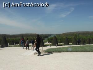 [P01] Pe platoul care oferă perspectivă asupra grădinilor (castelul este în spatele fotografului)  » foto by diacrys*
 - 
<span class="allrVoted glyphicon glyphicon-heart hidden" id="av722189"></span>
<a class="m-l-10 hidden" id="sv722189" onclick="voting_Foto_DelVot(,722189,3618)" role="button">șterge vot <span class="glyphicon glyphicon-remove"></span></a>
<a id="v9722189" class=" c-red"  onclick="voting_Foto_SetVot(722189)" role="button"><span class="glyphicon glyphicon-heart-empty"></span> <b>LIKE</b> = Votează poza</a> <img class="hidden"  id="f722189W9" src="/imagini/loader.gif" border="0" /><span class="AjErrMes hidden" id="e722189ErM"></span>