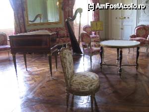 [P13] Salonul de muzică cu mobilier original » foto by Michi
 - 
<span class="allrVoted glyphicon glyphicon-heart hidden" id="av513674"></span>
<a class="m-l-10 hidden" id="sv513674" onclick="voting_Foto_DelVot(,513674,3618)" role="button">șterge vot <span class="glyphicon glyphicon-remove"></span></a>
<a id="v9513674" class=" c-red"  onclick="voting_Foto_SetVot(513674)" role="button"><span class="glyphicon glyphicon-heart-empty"></span> <b>LIKE</b> = Votează poza</a> <img class="hidden"  id="f513674W9" src="/imagini/loader.gif" border="0" /><span class="AjErrMes hidden" id="e513674ErM"></span>