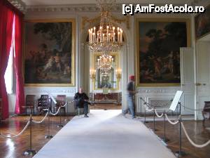 [P09] Salon în Micul Trianon » foto by Michi
 - 
<span class="allrVoted glyphicon glyphicon-heart hidden" id="av513670"></span>
<a class="m-l-10 hidden" id="sv513670" onclick="voting_Foto_DelVot(,513670,3618)" role="button">șterge vot <span class="glyphicon glyphicon-remove"></span></a>
<a id="v9513670" class=" c-red"  onclick="voting_Foto_SetVot(513670)" role="button"><span class="glyphicon glyphicon-heart-empty"></span> <b>LIKE</b> = Votează poza</a> <img class="hidden"  id="f513670W9" src="/imagini/loader.gif" border="0" /><span class="AjErrMes hidden" id="e513670ErM"></span>