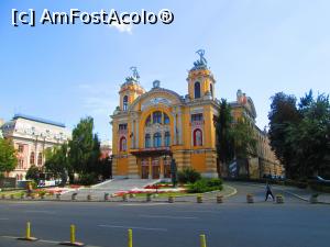 [P07] Teatrul National si Opera Romana - Cluj » foto by vulpe mihaela
 - 
<span class="allrVoted glyphicon glyphicon-heart hidden" id="av896915"></span>
<a class="m-l-10 hidden" id="sv896915" onclick="voting_Foto_DelVot(,896915,3623)" role="button">șterge vot <span class="glyphicon glyphicon-remove"></span></a>
<a id="v9896915" class=" c-red"  onclick="voting_Foto_SetVot(896915)" role="button"><span class="glyphicon glyphicon-heart-empty"></span> <b>LIKE</b> = Votează poza</a> <img class="hidden"  id="f896915W9" src="/imagini/loader.gif" border="0" /><span class="AjErrMes hidden" id="e896915ErM"></span>