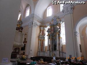 [P51] Vilnius - Biserica Sf. Cazimir, interior.  » foto by iulianic
 - 
<span class="allrVoted glyphicon glyphicon-heart hidden" id="av592197"></span>
<a class="m-l-10 hidden" id="sv592197" onclick="voting_Foto_DelVot(,592197,3650)" role="button">șterge vot <span class="glyphicon glyphicon-remove"></span></a>
<a id="v9592197" class=" c-red"  onclick="voting_Foto_SetVot(592197)" role="button"><span class="glyphicon glyphicon-heart-empty"></span> <b>LIKE</b> = Votează poza</a> <img class="hidden"  id="f592197W9" src="/imagini/loader.gif" border="0" /><span class="AjErrMes hidden" id="e592197ErM"></span>