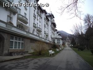 [P12] Prin Sinaia - Hotel Palace » foto by mishu
 - 
<span class="allrVoted glyphicon glyphicon-heart hidden" id="av733205"></span>
<a class="m-l-10 hidden" id="sv733205" onclick="voting_Foto_DelVot(,733205,3677)" role="button">șterge vot <span class="glyphicon glyphicon-remove"></span></a>
<a id="v9733205" class=" c-red"  onclick="voting_Foto_SetVot(733205)" role="button"><span class="glyphicon glyphicon-heart-empty"></span> <b>LIKE</b> = Votează poza</a> <img class="hidden"  id="f733205W9" src="/imagini/loader.gif" border="0" /><span class="AjErrMes hidden" id="e733205ErM"></span>