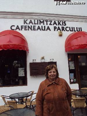 [P36] Cafeneaua Kalimtzakis.  » foto by Carmen Ion
 - 
<span class="allrVoted glyphicon glyphicon-heart hidden" id="av693316"></span>
<a class="m-l-10 hidden" id="sv693316" onclick="voting_Foto_DelVot(,693316,3677)" role="button">șterge vot <span class="glyphicon glyphicon-remove"></span></a>
<a id="v9693316" class=" c-red"  onclick="voting_Foto_SetVot(693316)" role="button"><span class="glyphicon glyphicon-heart-empty"></span> <b>LIKE</b> = Votează poza</a> <img class="hidden"  id="f693316W9" src="/imagini/loader.gif" border="0" /><span class="AjErrMes hidden" id="e693316ErM"></span>