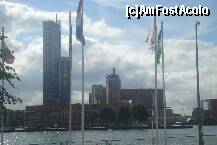 [P04] Zgarie-nori din Rotterdam » foto by ileanaxperta*
 - 
<span class="allrVoted glyphicon glyphicon-heart hidden" id="av171739"></span>
<a class="m-l-10 hidden" id="sv171739" onclick="voting_Foto_DelVot(,171739,3679)" role="button">șterge vot <span class="glyphicon glyphicon-remove"></span></a>
<a id="v9171739" class=" c-red"  onclick="voting_Foto_SetVot(171739)" role="button"><span class="glyphicon glyphicon-heart-empty"></span> <b>LIKE</b> = Votează poza</a> <img class="hidden"  id="f171739W9" src="/imagini/loader.gif" border="0" /><span class="AjErrMes hidden" id="e171739ErM"></span>
