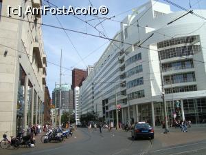 [P19] Noua clădire modernistă a Primăriei din Haga, e uriașă.  » foto by mireille
 - 
<span class="allrVoted glyphicon glyphicon-heart hidden" id="av949362"></span>
<a class="m-l-10 hidden" id="sv949362" onclick="voting_Foto_DelVot(,949362,3707)" role="button">șterge vot <span class="glyphicon glyphicon-remove"></span></a>
<a id="v9949362" class=" c-red"  onclick="voting_Foto_SetVot(949362)" role="button"><span class="glyphicon glyphicon-heart-empty"></span> <b>LIKE</b> = Votează poza</a> <img class="hidden"  id="f949362W9" src="/imagini/loader.gif" border="0" /><span class="AjErrMes hidden" id="e949362ErM"></span>
