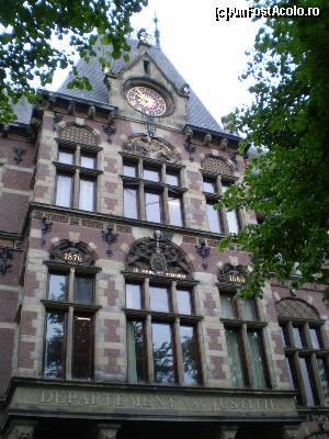 [P05] Ministerul Justiției din Olanda.  » foto by Mihai18
 - 
<span class="allrVoted glyphicon glyphicon-heart hidden" id="av644166"></span>
<a class="m-l-10 hidden" id="sv644166" onclick="voting_Foto_DelVot(,644166,3707)" role="button">șterge vot <span class="glyphicon glyphicon-remove"></span></a>
<a id="v9644166" class=" c-red"  onclick="voting_Foto_SetVot(644166)" role="button"><span class="glyphicon glyphicon-heart-empty"></span> <b>LIKE</b> = Votează poza</a> <img class="hidden"  id="f644166W9" src="/imagini/loader.gif" border="0" /><span class="AjErrMes hidden" id="e644166ErM"></span>
