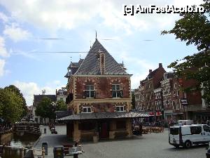 [P02] DE WAAG -CASA CANTARULUI din 1595-in centrul orasului -terase pe strada si podurile ce traverseaza canalul, ce te ducin zona veche » foto by mireille
 - 
<span class="allrVoted glyphicon glyphicon-heart hidden" id="av480420"></span>
<a class="m-l-10 hidden" id="sv480420" onclick="voting_Foto_DelVot(,480420,3710)" role="button">șterge vot <span class="glyphicon glyphicon-remove"></span></a>
<a id="v9480420" class=" c-red"  onclick="voting_Foto_SetVot(480420)" role="button"><span class="glyphicon glyphicon-heart-empty"></span> <b>LIKE</b> = Votează poza</a> <img class="hidden"  id="f480420W9" src="/imagini/loader.gif" border="0" /><span class="AjErrMes hidden" id="e480420ErM"></span>
