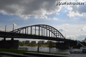 [P53] Arnhem - Un pod prea îndepărtat » foto by makuy*
 - 
<span class="allrVoted glyphicon glyphicon-heart hidden" id="av615007"></span>
<a class="m-l-10 hidden" id="sv615007" onclick="voting_Foto_DelVot(,615007,3710)" role="button">șterge vot <span class="glyphicon glyphicon-remove"></span></a>
<a id="v9615007" class=" c-red"  onclick="voting_Foto_SetVot(615007)" role="button"><span class="glyphicon glyphicon-heart-empty"></span> <b>LIKE</b> = Votează poza</a> <img class="hidden"  id="f615007W9" src="/imagini/loader.gif" border="0" /><span class="AjErrMes hidden" id="e615007ErM"></span>