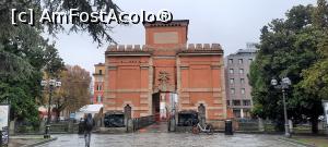 P02 [DEC-2022] Bologna, Piazza XX Settembre, Porta Galliera, în restaurare