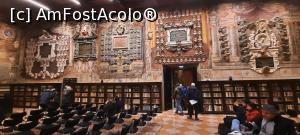 [P74] Bologna, Palazzo dell Archiginnasio, Sala Stabat Mater, se vede în stânga o ușă prin care se pozează imensa Bibliotecă, în dreapta ieșirea... » foto by mprofeanu
 - 
<span class="allrVoted glyphicon glyphicon-heart hidden" id="av1351995"></span>
<a class="m-l-10 hidden" id="sv1351995" onclick="voting_Foto_DelVot(,1351995,3721)" role="button">șterge vot <span class="glyphicon glyphicon-remove"></span></a>
<a id="v91351995" class=" c-red"  onclick="voting_Foto_SetVot(1351995)" role="button"><span class="glyphicon glyphicon-heart-empty"></span> <b>LIKE</b> = Votează poza</a> <img class="hidden"  id="f1351995W9" src="/imagini/loader.gif" border="0" /><span class="AjErrMes hidden" id="e1351995ErM"></span>