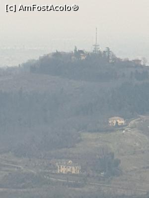 [P29] vedere de pe Basilica di San Luca » foto by robert
 - 
<span class="allrVoted glyphicon glyphicon-heart hidden" id="av1061683"></span>
<a class="m-l-10 hidden" id="sv1061683" onclick="voting_Foto_DelVot(,1061683,3721)" role="button">șterge vot <span class="glyphicon glyphicon-remove"></span></a>
<a id="v91061683" class=" c-red"  onclick="voting_Foto_SetVot(1061683)" role="button"><span class="glyphicon glyphicon-heart-empty"></span> <b>LIKE</b> = Votează poza</a> <img class="hidden"  id="f1061683W9" src="/imagini/loader.gif" border="0" /><span class="AjErrMes hidden" id="e1061683ErM"></span>