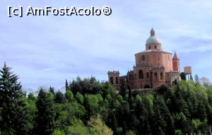 [P16] Basilica Santuario della Madonna di San Luca » foto by Radu Tudoran
 - 
<span class="allrVoted glyphicon glyphicon-heart hidden" id="av747067"></span>
<a class="m-l-10 hidden" id="sv747067" onclick="voting_Foto_DelVot(,747067,3721)" role="button">șterge vot <span class="glyphicon glyphicon-remove"></span></a>
<a id="v9747067" class=" c-red"  onclick="voting_Foto_SetVot(747067)" role="button"><span class="glyphicon glyphicon-heart-empty"></span> <b>LIKE</b> = Votează poza</a> <img class="hidden"  id="f747067W9" src="/imagini/loader.gif" border="0" /><span class="AjErrMes hidden" id="e747067ErM"></span>