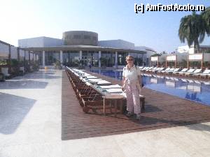 [P16] iar piscina din fata restaurantului, isi astepta clientii » foto by grecudoina
 - 
<span class="allrVoted glyphicon glyphicon-heart hidden" id="av398961"></span>
<a class="m-l-10 hidden" id="sv398961" onclick="voting_Foto_DelVot(,398961,3739)" role="button">șterge vot <span class="glyphicon glyphicon-remove"></span></a>
<a id="v9398961" class=" c-red"  onclick="voting_Foto_SetVot(398961)" role="button"><span class="glyphicon glyphicon-heart-empty"></span> <b>LIKE</b> = Votează poza</a> <img class="hidden"  id="f398961W9" src="/imagini/loader.gif" border="0" /><span class="AjErrMes hidden" id="e398961ErM"></span>