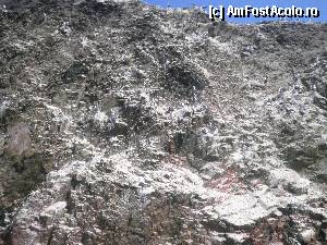 [P26] apropiati cat mai mult de stancile acoperite de cormorani, a caror excremente, divers colorate, in functie de hrana pe care o iau din apele oceanului, poate fi rosu, negru sau alb » foto by grecudoina
 - 
<span class="allrVoted glyphicon glyphicon-heart hidden" id="av398971"></span>
<a class="m-l-10 hidden" id="sv398971" onclick="voting_Foto_DelVot(,398971,3739)" role="button">șterge vot <span class="glyphicon glyphicon-remove"></span></a>
<a id="v9398971" class=" c-red"  onclick="voting_Foto_SetVot(398971)" role="button"><span class="glyphicon glyphicon-heart-empty"></span> <b>LIKE</b> = Votează poza</a> <img class="hidden"  id="f398971W9" src="/imagini/loader.gif" border="0" /><span class="AjErrMes hidden" id="e398971ErM"></span>