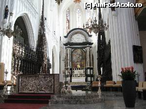 [P06] Catedrala din Antwerpen (Onze-Lieve-Vrouwekathedraal) -interior.  » foto by Ricone
 - 
<span class="allrVoted glyphicon glyphicon-heart hidden" id="av368690"></span>
<a class="m-l-10 hidden" id="sv368690" onclick="voting_Foto_DelVot(,368690,3747)" role="button">șterge vot <span class="glyphicon glyphicon-remove"></span></a>
<a id="v9368690" class=" c-red"  onclick="voting_Foto_SetVot(368690)" role="button"><span class="glyphicon glyphicon-heart-empty"></span> <b>LIKE</b> = Votează poza</a> <img class="hidden"  id="f368690W9" src="/imagini/loader.gif" border="0" /><span class="AjErrMes hidden" id="e368690ErM"></span>