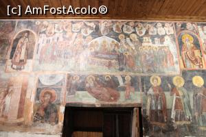 [P24] Nesebar, Orașul Vechi, Biserica Sf. Ștefan, Picturi cu sfinți și scene religioase » foto by mprofeanu
 - 
<span class="allrVoted glyphicon glyphicon-heart hidden" id="av1220358"></span>
<a class="m-l-10 hidden" id="sv1220358" onclick="voting_Foto_DelVot(,1220358,3774)" role="button">șterge vot <span class="glyphicon glyphicon-remove"></span></a>
<a id="v91220358" class=" c-red"  onclick="voting_Foto_SetVot(1220358)" role="button"><span class="glyphicon glyphicon-heart-empty"></span> <b>LIKE</b> = Votează poza</a> <img class="hidden"  id="f1220358W9" src="/imagini/loader.gif" border="0" /><span class="AjErrMes hidden" id="e1220358ErM"></span>