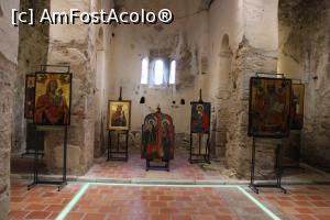 [P51] Nesebar, Orașul Vechi, Biserica Sf. Ioan Botezătorul, Icoane expuse în naos și altar » foto by mprofeanu
 - 
<span class="allrVoted glyphicon glyphicon-heart hidden" id="av1220385"></span>
<a class="m-l-10 hidden" id="sv1220385" onclick="voting_Foto_DelVot(,1220385,3774)" role="button">șterge vot <span class="glyphicon glyphicon-remove"></span></a>
<a id="v91220385" class=" c-red"  onclick="voting_Foto_SetVot(1220385)" role="button"><span class="glyphicon glyphicon-heart-empty"></span> <b>LIKE</b> = Votează poza</a> <img class="hidden"  id="f1220385W9" src="/imagini/loader.gif" border="0" /><span class="AjErrMes hidden" id="e1220385ErM"></span>