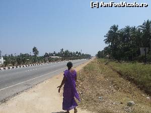 [P02] bangalore - chittoor autostrada » foto by popagelu
 - 
<span class="allrVoted glyphicon glyphicon-heart hidden" id="av602300"></span>
<a class="m-l-10 hidden" id="sv602300" onclick="voting_Foto_DelVot(,602300,3794)" role="button">șterge vot <span class="glyphicon glyphicon-remove"></span></a>
<a id="v9602300" class=" c-red"  onclick="voting_Foto_SetVot(602300)" role="button"><span class="glyphicon glyphicon-heart-empty"></span> <b>LIKE</b> = Votează poza</a> <img class="hidden"  id="f602300W9" src="/imagini/loader.gif" border="0" /><span class="AjErrMes hidden" id="e602300ErM"></span>