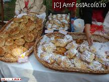 [P13] Festivalul Clătitelor de la Moneasa - patiserie proaspătă de la Cofetăria Aurelia. » foto by creivean
 - 
<span class="allrVoted glyphicon glyphicon-heart hidden" id="av106602"></span>
<a class="m-l-10 hidden" id="sv106602" onclick="voting_Foto_DelVot(,106602,3841)" role="button">șterge vot <span class="glyphicon glyphicon-remove"></span></a>
<a id="v9106602" class=" c-red"  onclick="voting_Foto_SetVot(106602)" role="button"><span class="glyphicon glyphicon-heart-empty"></span> <b>LIKE</b> = Votează poza</a> <img class="hidden"  id="f106602W9" src="/imagini/loader.gif" border="0" /><span class="AjErrMes hidden" id="e106602ErM"></span>