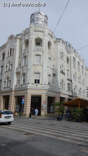 [P16] Palatul Apollo » foto by Mitica49
 - 
<span class="allrVoted glyphicon glyphicon-heart hidden" id="av1518564"></span>
<a class="m-l-10 hidden" id="sv1518564" onclick="voting_Foto_DelVot(,1518564,3848)" role="button">șterge vot <span class="glyphicon glyphicon-remove"></span></a>
<a id="v91518564" class=" c-red"  onclick="voting_Foto_SetVot(1518564)" role="button"><span class="glyphicon glyphicon-heart-empty"></span> <b>LIKE</b> = Votează poza</a> <img class="hidden"  id="f1518564W9" src="/imagini/loader.gif" border="0" /><span class="AjErrMes hidden" id="e1518564ErM"></span>