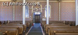 [P02] 02, În interiorul sinagogii. Vedere spre intrare » foto by msnd
 - 
<span class="allrVoted glyphicon glyphicon-heart hidden" id="av1502067"></span>
<a class="m-l-10 hidden" id="sv1502067" onclick="voting_Foto_DelVot(,1502067,3848)" role="button">șterge vot <span class="glyphicon glyphicon-remove"></span></a>
<a id="v91502067" class=" c-red"  onclick="voting_Foto_SetVot(1502067)" role="button"><span class="glyphicon glyphicon-heart-empty"></span> <b>LIKE</b> = Votează poza</a> <img class="hidden"  id="f1502067W9" src="/imagini/loader.gif" border="0" /><span class="AjErrMes hidden" id="e1502067ErM"></span>