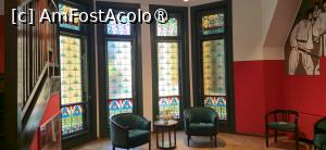 [P23] 23. Vitralii în holul central. » foto by msnd
 - 
<span class="allrVoted glyphicon glyphicon-heart hidden" id="av1502088"></span>
<a class="m-l-10 hidden" id="sv1502088" onclick="voting_Foto_DelVot(,1502088,3848)" role="button">șterge vot <span class="glyphicon glyphicon-remove"></span></a>
<a id="v91502088" class=" c-red"  onclick="voting_Foto_SetVot(1502088)" role="button"><span class="glyphicon glyphicon-heart-empty"></span> <b>LIKE</b> = Votează poza</a> <img class="hidden"  id="f1502088W9" src="/imagini/loader.gif" border="0" /><span class="AjErrMes hidden" id="e1502088ErM"></span>