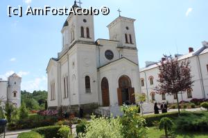 [P37] Mănăstirea Bistrița, Biserica și o bucățică din Corpul de chilii » foto by mprofeanu
 - 
<span class="allrVoted glyphicon glyphicon-heart hidden" id="av1199142"></span>
<a class="m-l-10 hidden" id="sv1199142" onclick="voting_Foto_DelVot(,1199142,3860)" role="button">șterge vot <span class="glyphicon glyphicon-remove"></span></a>
<a id="v91199142" class=" c-red"  onclick="voting_Foto_SetVot(1199142)" role="button"><span class="glyphicon glyphicon-heart-empty"></span> <b>LIKE</b> = Votează poza</a> <img class="hidden"  id="f1199142W9" src="/imagini/loader.gif" border="0" /><span class="AjErrMes hidden" id="e1199142ErM"></span>