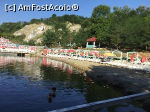 [P48] Slanic Prahova - Baia Baciului, in aceasta zona se inghesuia lumea sa prinda cate un foisor sau bancute si astfel nu mai aveau nevoie de sezlonguri sau umbrele » foto by mishu
 - 
<span class="allrVoted glyphicon glyphicon-heart hidden" id="av921962"></span>
<a class="m-l-10 hidden" id="sv921962" onclick="voting_Foto_DelVot(,921962,3878)" role="button">șterge vot <span class="glyphicon glyphicon-remove"></span></a>
<a id="v9921962" class=" c-red"  onclick="voting_Foto_SetVot(921962)" role="button"><span class="glyphicon glyphicon-heart-empty"></span> <b>LIKE</b> = Votează poza</a> <img class="hidden"  id="f921962W9" src="/imagini/loader.gif" border="0" /><span class="AjErrMes hidden" id="e921962ErM"></span>