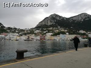 [P68] Marina Grande - Capri » foto by crismis
 - 
<span class="allrVoted glyphicon glyphicon-heart hidden" id="av963904"></span>
<a class="m-l-10 hidden" id="sv963904" onclick="voting_Foto_DelVot(,963904,3887)" role="button">șterge vot <span class="glyphicon glyphicon-remove"></span></a>
<a id="v9963904" class=" c-red"  onclick="voting_Foto_SetVot(963904)" role="button"><span class="glyphicon glyphicon-heart-empty"></span> <b>LIKE</b> = Votează poza</a> <img class="hidden"  id="f963904W9" src="/imagini/loader.gif" border="0" /><span class="AjErrMes hidden" id="e963904ErM"></span>