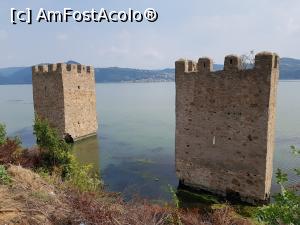 P14 [JUL-2020] Cetatea medievală Trikule - fortificație aflată acum în apele fluviului.