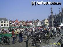 [P13] Bruges - Belgia - Grosse Markt. » foto by popescu.borsa*
 - 
<span class="allrVoted glyphicon glyphicon-heart hidden" id="av159107"></span>
<a class="m-l-10 hidden" id="sv159107" onclick="voting_Foto_DelVot(,159107,3901)" role="button">șterge vot <span class="glyphicon glyphicon-remove"></span></a>
<a id="v9159107" class=" c-red"  onclick="voting_Foto_SetVot(159107)" role="button"><span class="glyphicon glyphicon-heart-empty"></span> <b>LIKE</b> = Votează poza</a> <img class="hidden"  id="f159107W9" src="/imagini/loader.gif" border="0" /><span class="AjErrMes hidden" id="e159107ErM"></span>