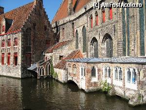 [P05] Case medievale pe marginea canalelor-Brugge » foto by Ricone
 - 
<span class="allrVoted glyphicon glyphicon-heart hidden" id="av367081"></span>
<a class="m-l-10 hidden" id="sv367081" onclick="voting_Foto_DelVot(,367081,3901)" role="button">șterge vot <span class="glyphicon glyphicon-remove"></span></a>
<a id="v9367081" class=" c-red"  onclick="voting_Foto_SetVot(367081)" role="button"><span class="glyphicon glyphicon-heart-empty"></span> <b>LIKE</b> = Votează poza</a> <img class="hidden"  id="f367081W9" src="/imagini/loader.gif" border="0" /><span class="AjErrMes hidden" id="e367081ErM"></span>