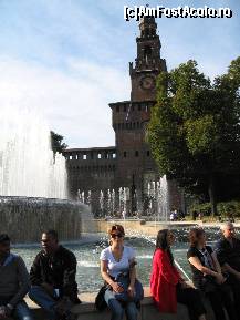 [P15] Castelul Sforzesco, fortăreață cu turnuri și ziduri de apărare, astăzi castelul adăpostește mai multe muzee.  » foto by gettutza
 - 
<span class="allrVoted glyphicon glyphicon-heart hidden" id="av384709"></span>
<a class="m-l-10 hidden" id="sv384709" onclick="voting_Foto_DelVot(,384709,3925)" role="button">șterge vot <span class="glyphicon glyphicon-remove"></span></a>
<a id="v9384709" class=" c-red"  onclick="voting_Foto_SetVot(384709)" role="button"><span class="glyphicon glyphicon-heart-empty"></span> <b>LIKE</b> = Votează poza</a> <img class="hidden"  id="f384709W9" src="/imagini/loader.gif" border="0" /><span class="AjErrMes hidden" id="e384709ErM"></span>