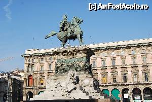 [P18] Milano, Piazza Duomo, statuia ecvestră a regelui Vittorio Emanuelle II » foto by unq
 - 
<span class="allrVoted glyphicon glyphicon-heart hidden" id="av471568"></span>
<a class="m-l-10 hidden" id="sv471568" onclick="voting_Foto_DelVot(,471568,3925)" role="button">șterge vot <span class="glyphicon glyphicon-remove"></span></a>
<a id="v9471568" class=" c-red"  onclick="voting_Foto_SetVot(471568)" role="button"><span class="glyphicon glyphicon-heart-empty"></span> <b>LIKE</b> = Votează poza</a> <img class="hidden"  id="f471568W9" src="/imagini/loader.gif" border="0" /><span class="AjErrMes hidden" id="e471568ErM"></span>